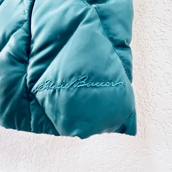 Women’s Eddie Bauer down vest size medium Teal Quilted Women's vest - Picture 7 of 10